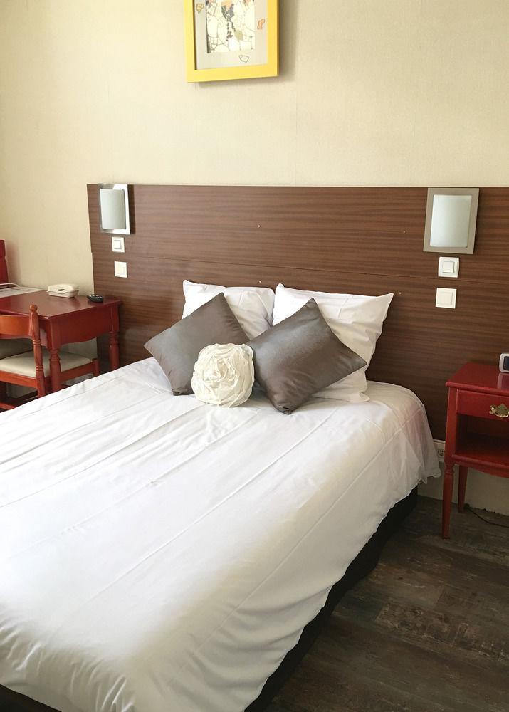 ז'ואן-לה-פינס Hotel Cecil - Adults Only מראה חיצוני תמונה