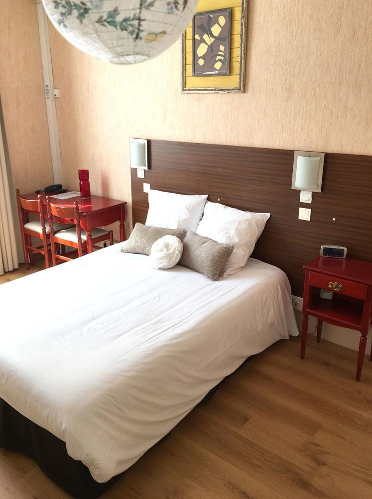 ז'ואן-לה-פינס Hotel Cecil - Adults Only מראה חיצוני תמונה